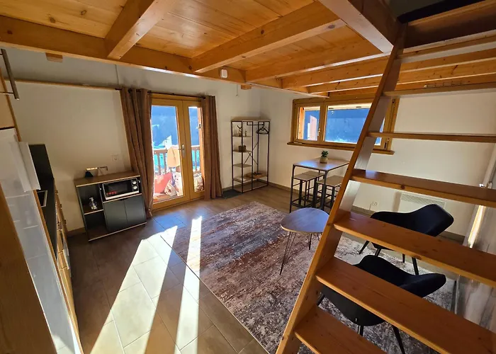 Le Nid D'aigle Бань